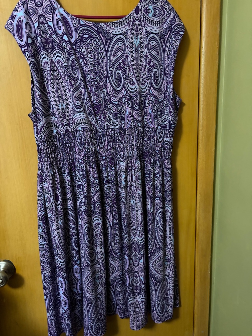 Purple Paisley Sleeveless Women's Dress size 24 smocked waist